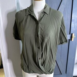 BCBGeneration Olive Green Button-Up Blouse. Size Small